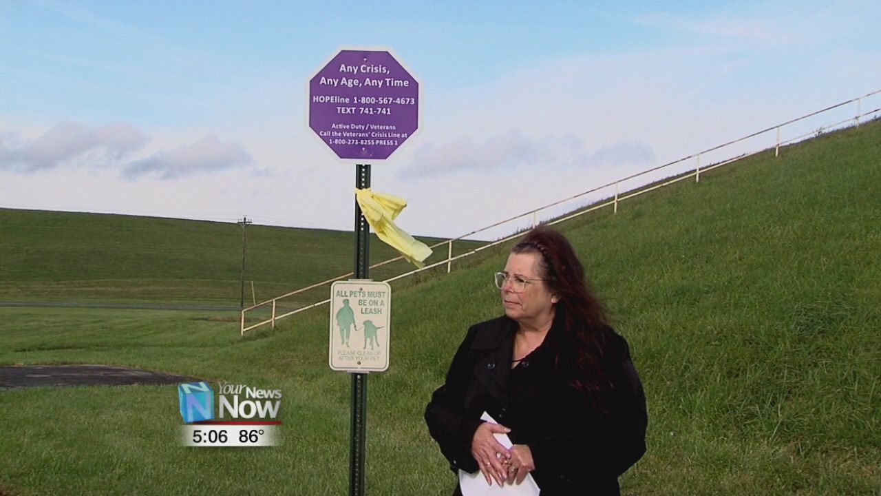 Allen County suicide help signs are heading state wide.jpg